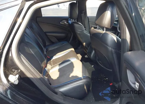 2015 Chrysler 200 S from USA, damaged, VIN 1C3CCCBG0FN706157